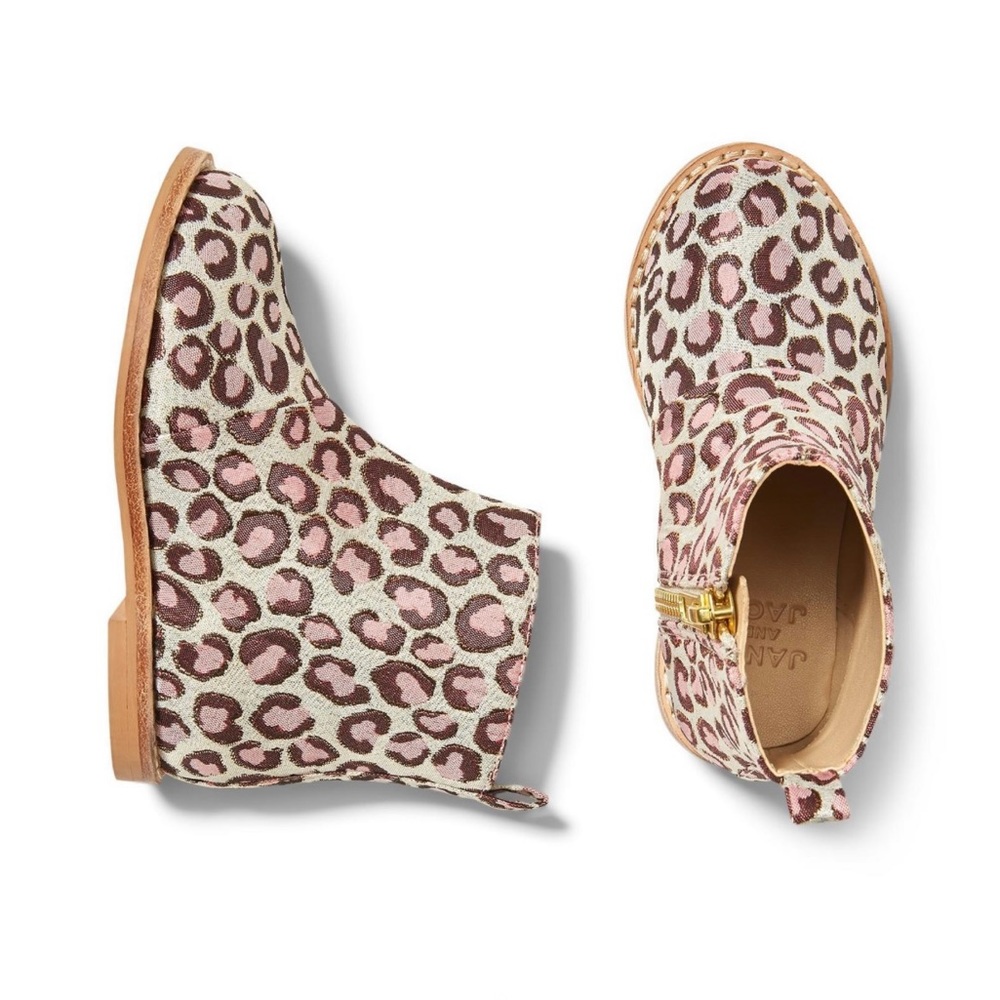 J&J leopard bootie